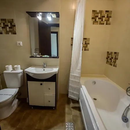 Natalia 3 Summerland Apartment Mamaia